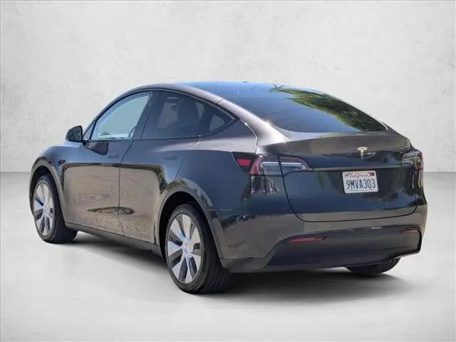 2024 Tesla Model Y Long Range Single Motor Rear-Wheel Drive