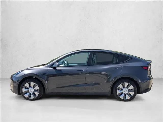 2024 Tesla Model Y Long Range Single Motor Rear-Wheel Drive