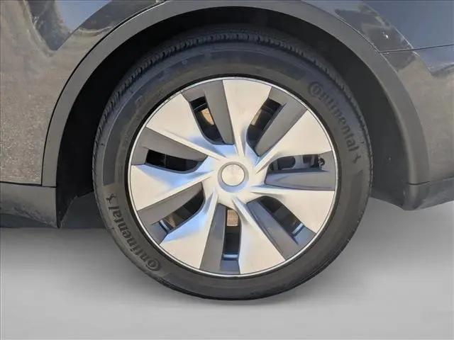 2024 Tesla Model Y Long Range Single Motor Rear-Wheel Drive