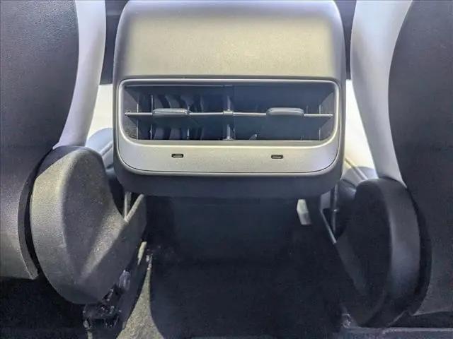 2024 Tesla Model Y Long Range Single Motor Rear-Wheel Drive