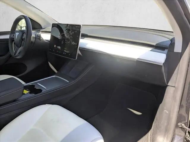 2024 Tesla Model Y Long Range Single Motor Rear-Wheel Drive