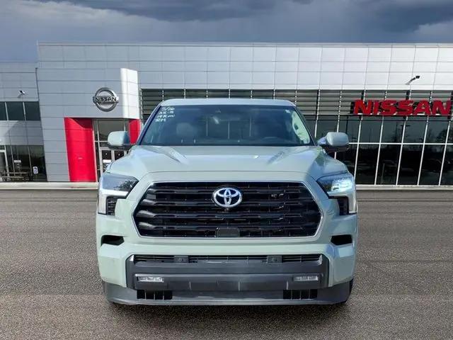 2024 Toyota Sequoia SR5