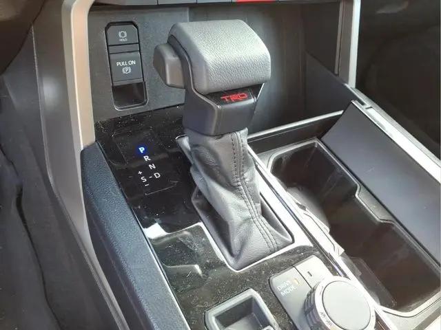 2024 Toyota Sequoia SR5