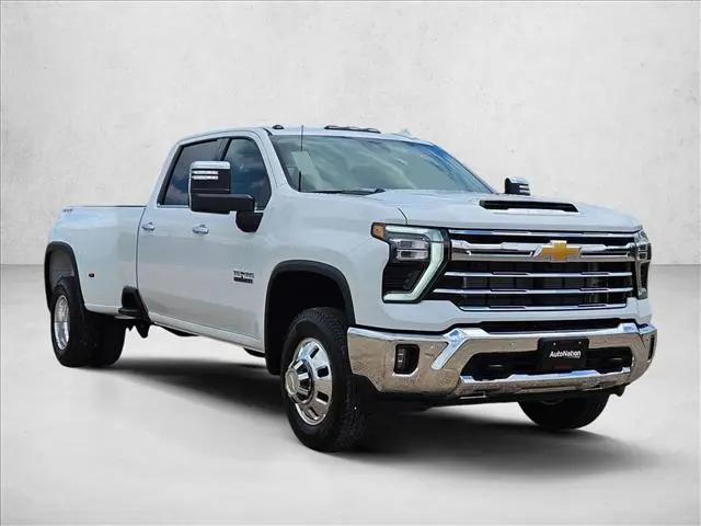 2026 Chevrolet Silverado 3500HD Crew Cab, Long Bed, LTZ Dual Rear Wheel, RWD
