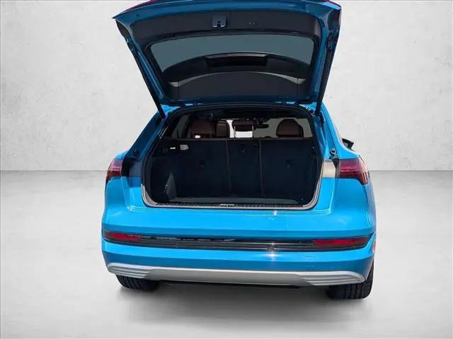 2019 Audi e-tron Premium Plus