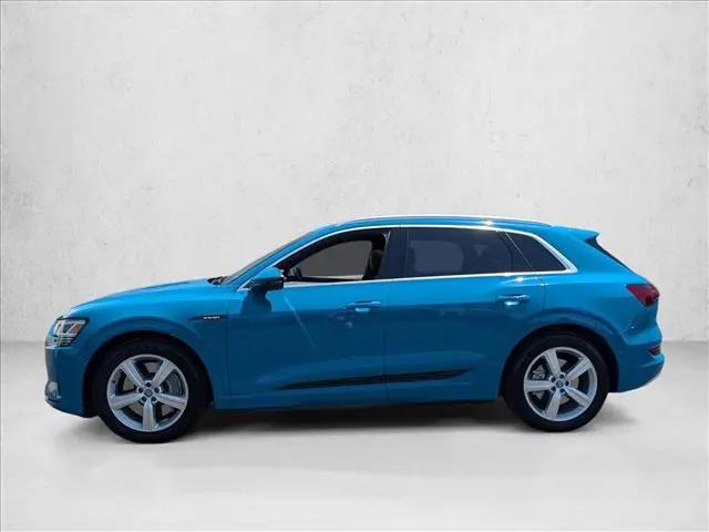 2019 Audi e-tron Premium Plus
