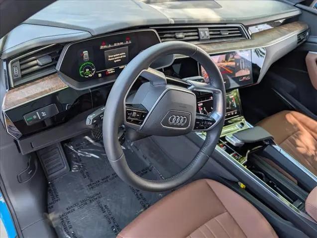 2019 Audi e-tron Premium Plus