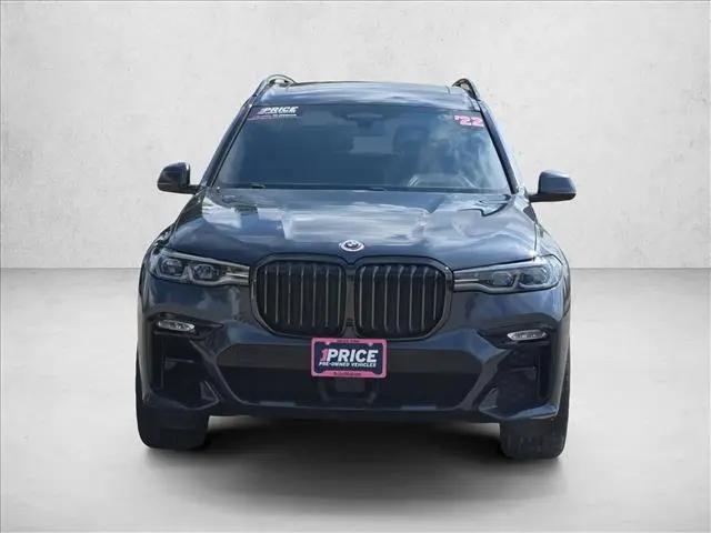 2022 BMW X7 M50i