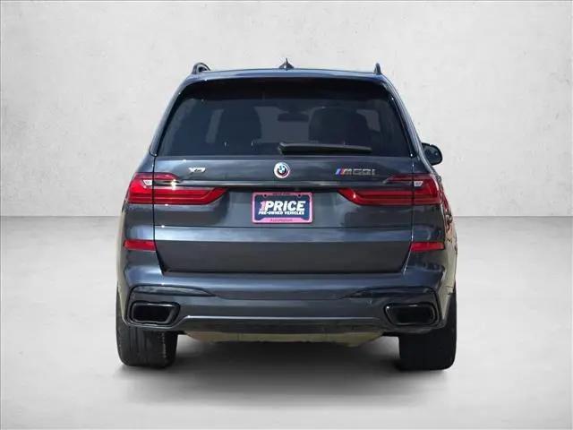 2022 BMW X7 M50i