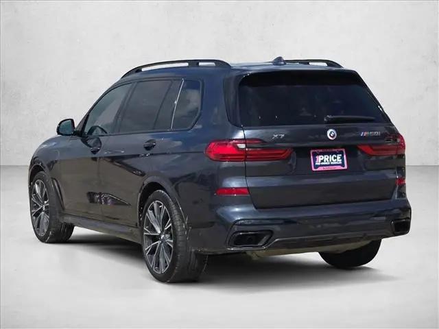 2022 BMW X7 M50i