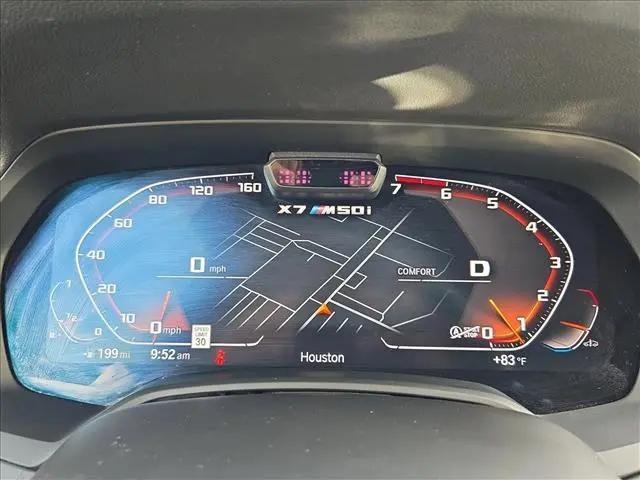 2022 BMW X7 M50i