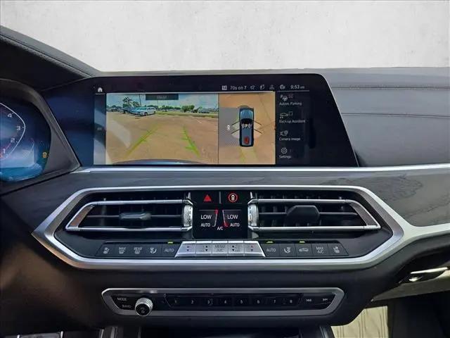 2022 BMW X7 M50i