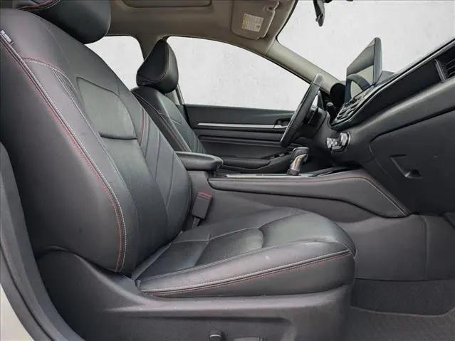 2023 Nissan Altima SR FWD