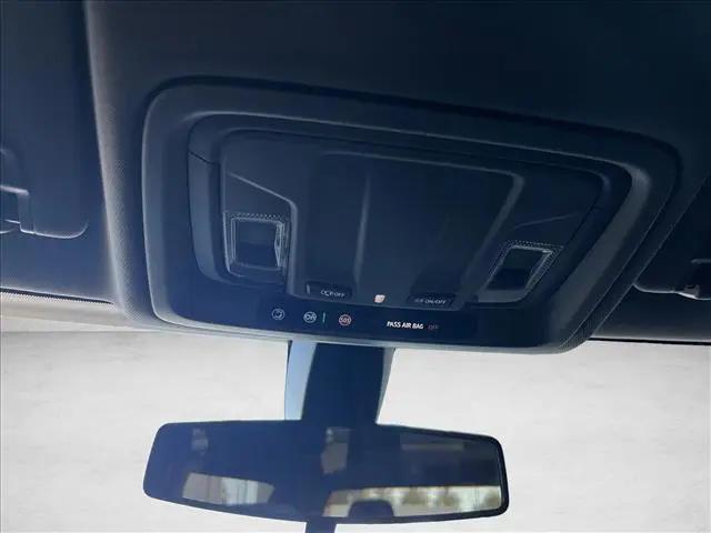 2021 Chevrolet Silverado 1500 4WD Crew Cab Short Bed RST