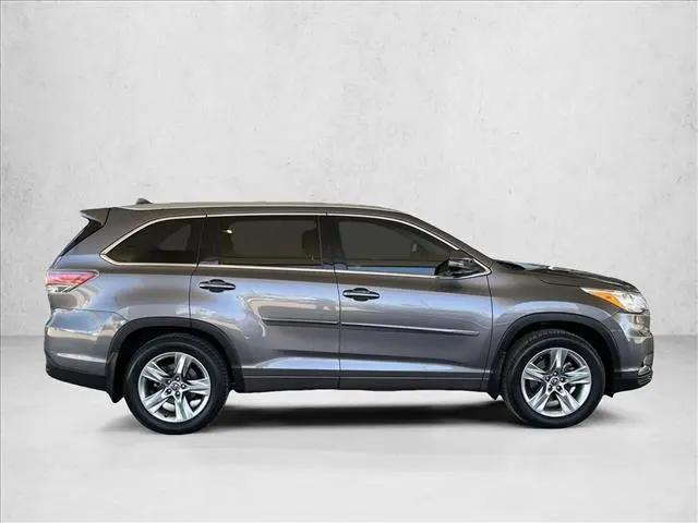 2016 Toyota Highlander Limited Platinum V6