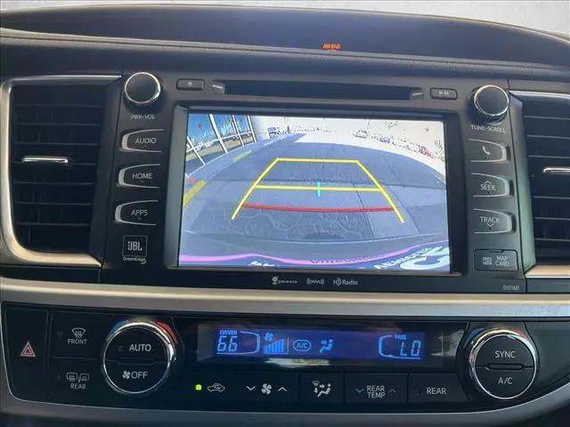 2016 Toyota Highlander Limited Platinum V6