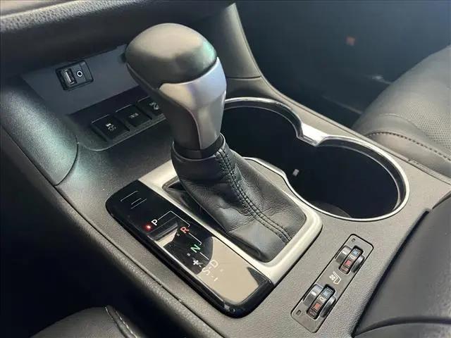 2016 Toyota Highlander Limited Platinum V6