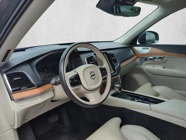 2017 Volvo XC90 T6 Inscription