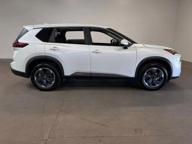 2024 Nissan Rogue SV FWD