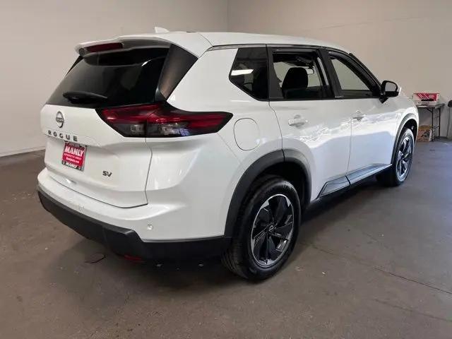 2024 Nissan Rogue SV FWD