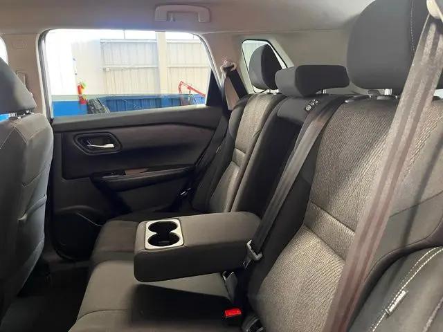 2024 Nissan Rogue SV FWD