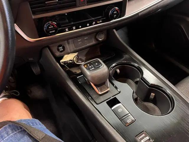 2024 Nissan Rogue SV FWD