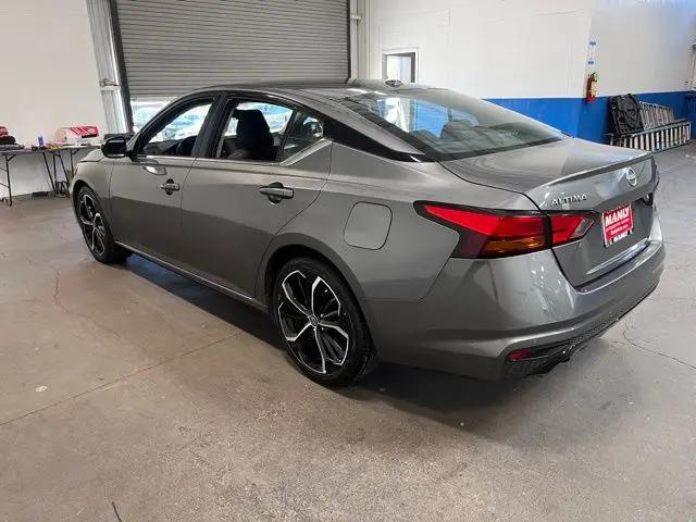 2023 Nissan Altima SR FWD