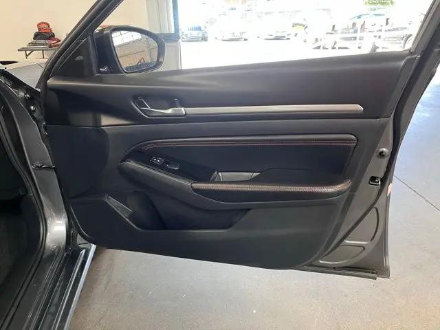 2023 Nissan Altima SR FWD