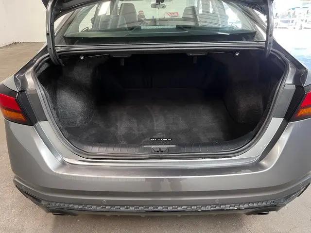 2023 Nissan Altima SR FWD