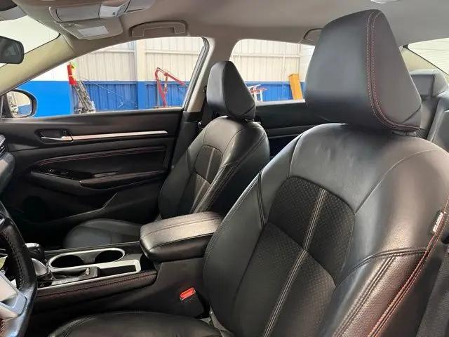2023 Nissan Altima SR FWD