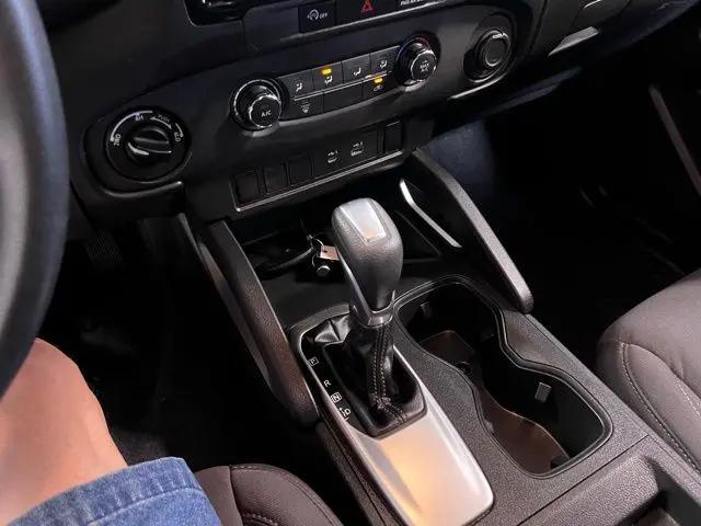 2024 Nissan Frontier Crew Cab SV 4x4