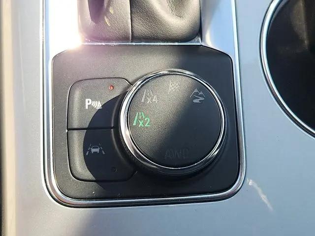 2024 Chevrolet Blazer AWD 2LT