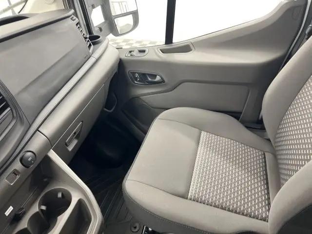 2024 Ford Transit Cutaway T-350