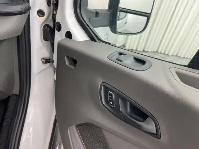 2024 Ford Transit Cutaway T-350
