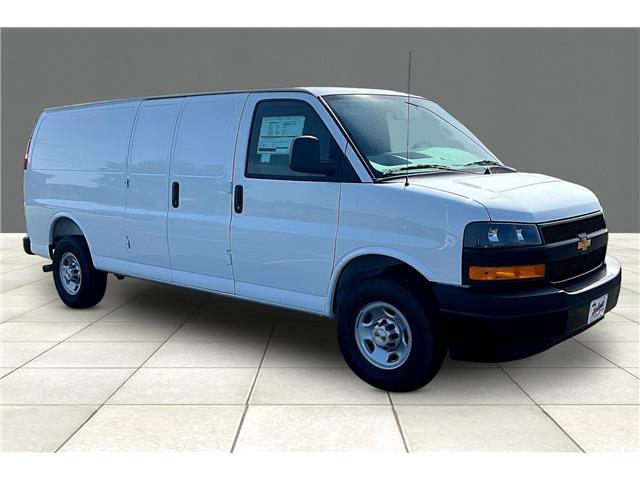 2026 Chevrolet Express Cargo Van 2500 Extended Wheelbase, WT, RWD