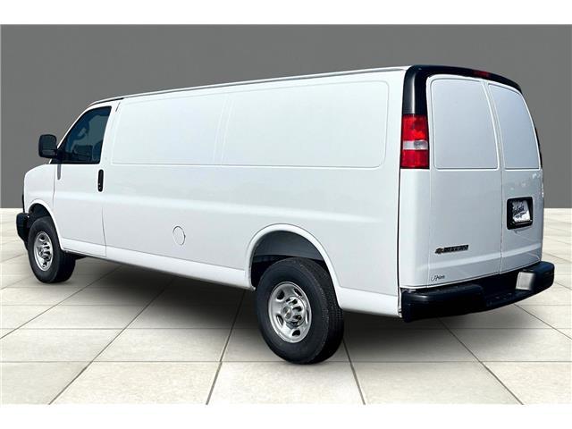 2026 Chevrolet Express Cargo Van 2500 Extended Wheelbase, WT, RWD