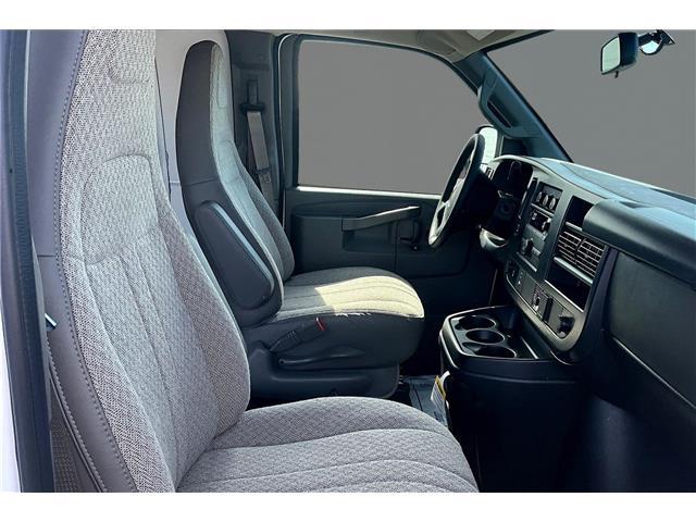 2026 Chevrolet Express Cargo Van 2500 Extended Wheelbase, WT, RWD