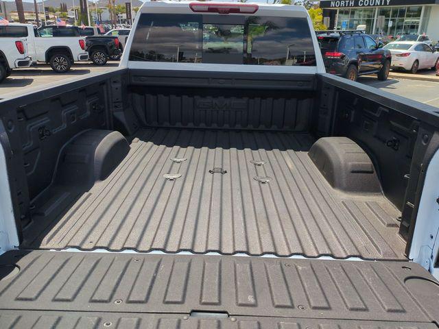 2026 GMC Sierra 2500HD Crew Cab, Standard Bed, AT4, 4WD