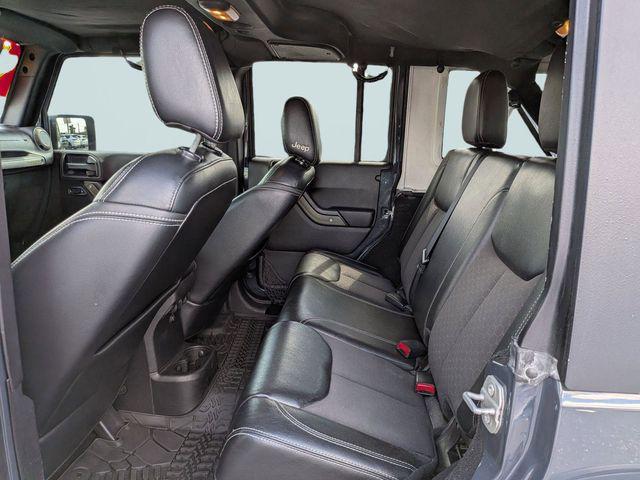 2016 Jeep Wrangler Unlimited Freedom