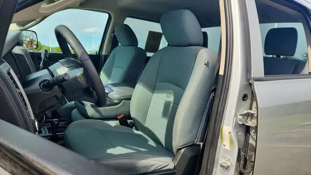 2018 Ram 3500 Tradesman Crew Cab 4x4 8' Box