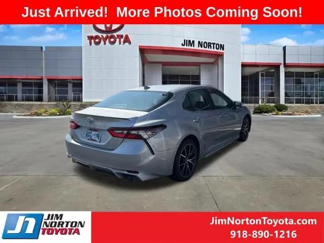 2021 Toyota Camry SE
