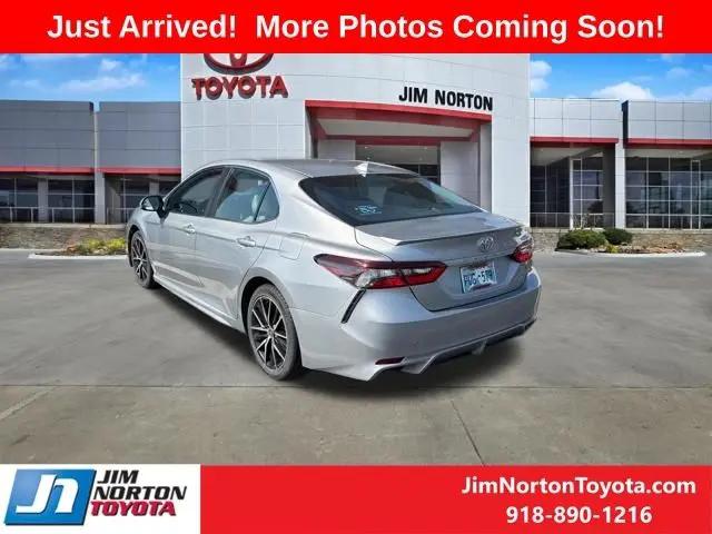 2021 Toyota Camry SE