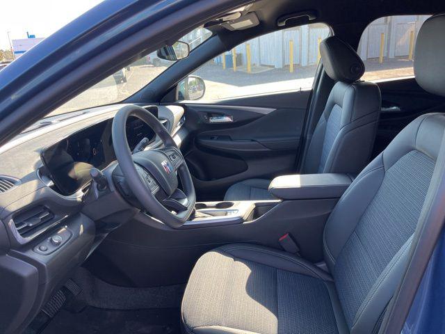 2026 Buick NV Preferred FWD