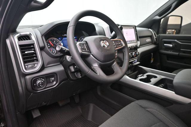 2026 Ram 3500 Lone Star Crew Cab 4x4 8' Box