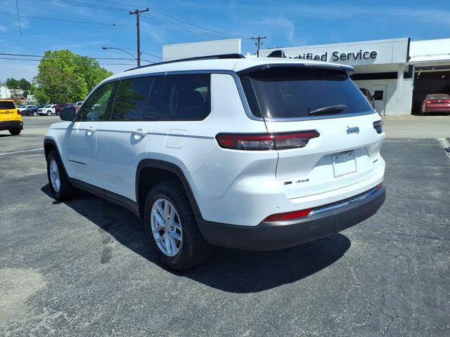 2022 Jeep Grand Cherokee L Laredo 4x4