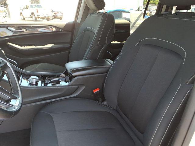 2022 Jeep Grand Cherokee L Laredo 4x4