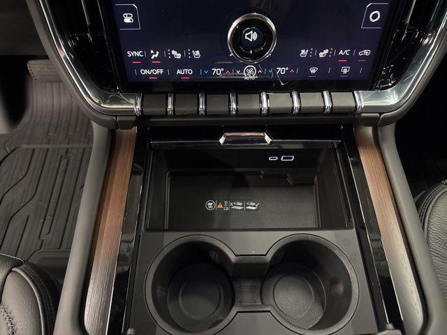 2026 GMC Yukon 4WD Denali