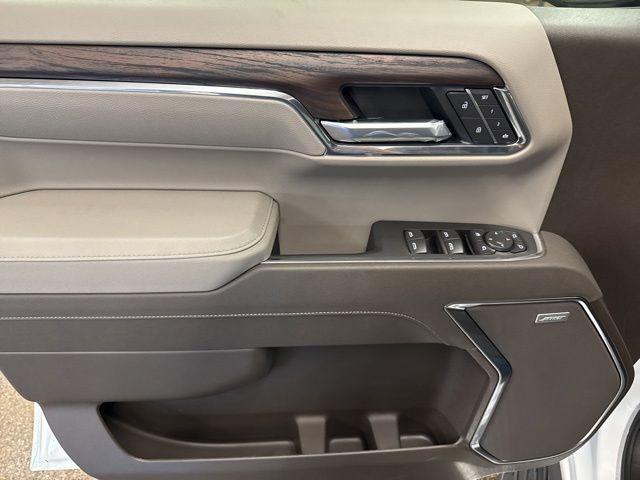 2026 GMC Sierra 1500 Crew Cab, Short Bed, SLT, 4WD
