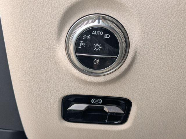 2025 Mercedes-Benz C-CLASS C 300 C 300