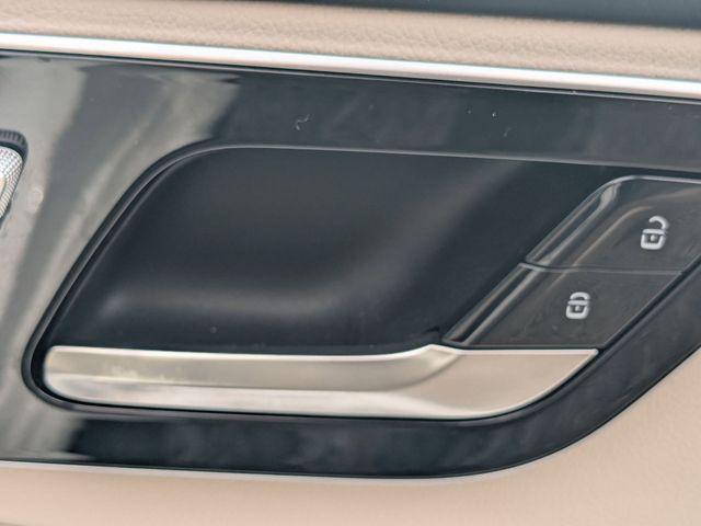 2025 Mercedes-Benz C-CLASS C 300 C 300